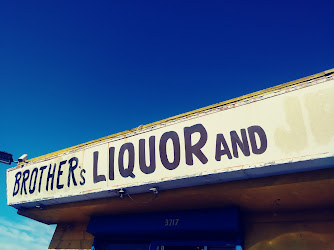 Wall Avenue Liquors