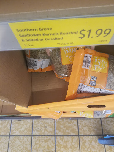 Supermarket «ALDI», reviews and photos, 391 Eisenhower Dr, Hanover, PA 17331, USA