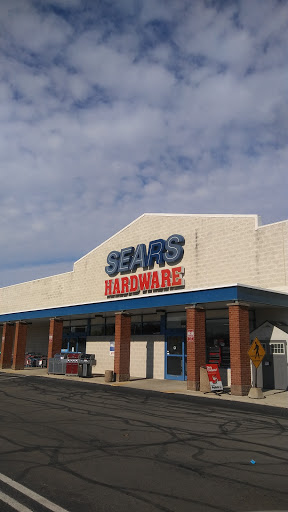 Hardware Store «Sears Appliance and Hardware Store», reviews and photos, 1800 W Henderson Rd, Columbus, OH 43220, USA