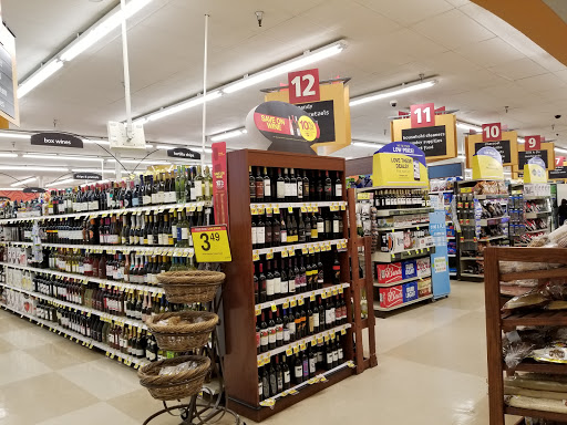 Grocery Store «Kroger», reviews and photos, 1555 Wayne Ave, Dayton, OH 45410, USA