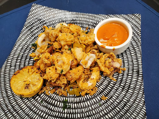 Golf Course «The Clubs of Kingwood - Deerwood Clubhouse», reviews and photos, 1717 Forest Garden Dr, Kingwood, TX 77345, USA