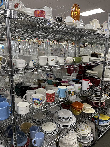 Thrift Store «Bethesda Thrift Shop», reviews and photos, 7606 US-14, Crystal Lake, IL 60012, USA