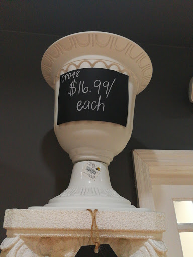 Party Store «Jenly Wholesale Inc Party Supplies», reviews and photos, 15420 SW 136th St Unit 19, Miami, FL 33196, USA