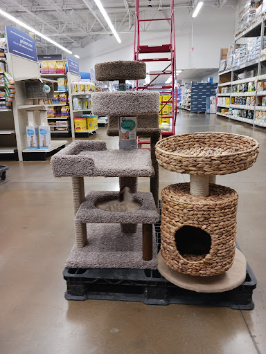 Pet Supply Store «PetSmart», reviews and photos, 160 Wadsworth Blvd, Lakewood, CO 80226, USA