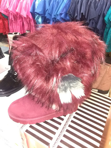 Beauty Supply Store «Prestige Beauty», reviews and photos, 1100 Broadway, Buffalo, NY 14212, USA