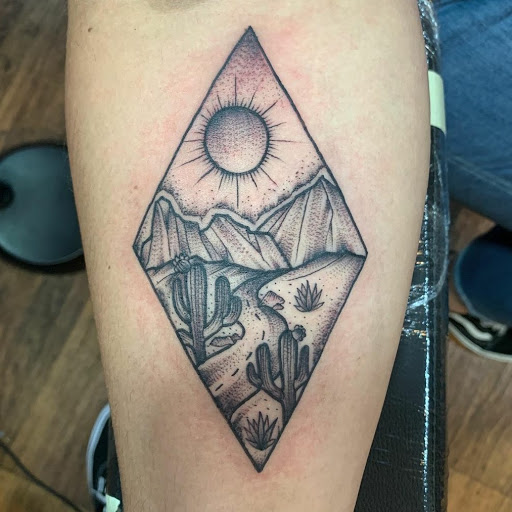 Tattoo Shop «Illuminati Tattoo», reviews and photos, 52 Front St, Santa Cruz, CA 95060, USA