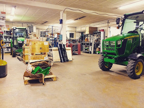 Magasin de matériel de motoculture MOTOCULTURE 42 - LA TALAUDIERE JOHN DEERE - HUSQVARNA - STIHL La Talaudière