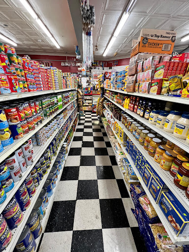 Grocery Store «Roslindale Market», reviews and photos, 4140 Washington St, Roslindale, MA 02131, USA