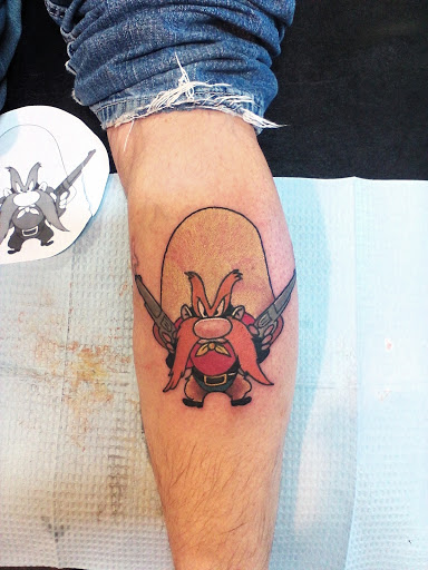 Tattoo Shop «Proton Tattoo», reviews and photos, 120 S 4th St, DeKalb, IL 60115, USA