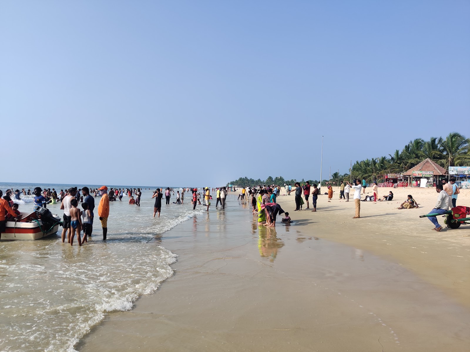 Φωτογραφία του Panambur Beach και η εγκατάσταση