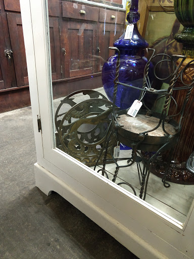 Antique Store «Old Town Architectural Salvage», reviews and photos, 126 N St Francis St, Wichita, KS 67202, USA