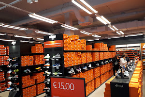 Nike Factory Store Brunnthal Munich