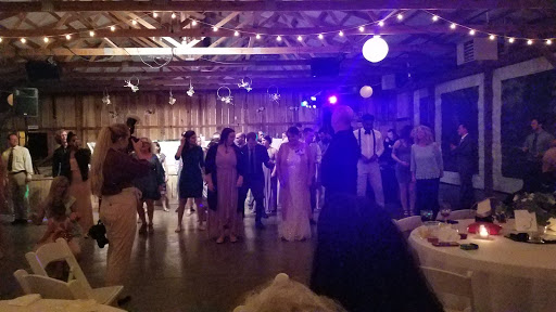 Wedding Venue «The Pick Inn», reviews and photos, 550 Zieglers Fort Rd, Gallatin, TN 37066, USA