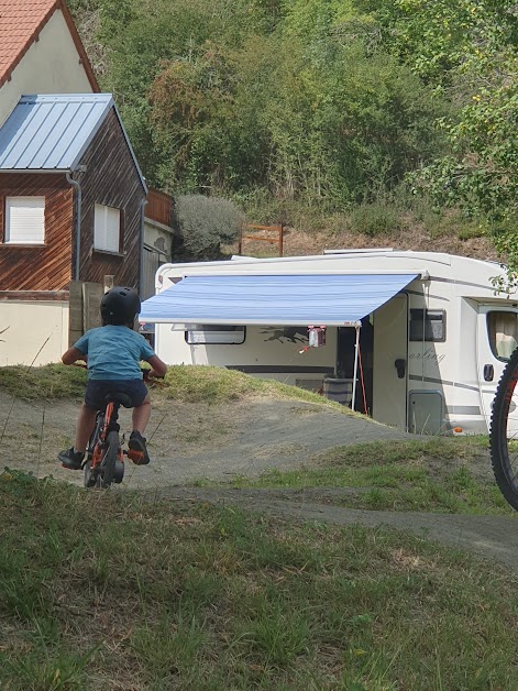 aire de services et stationnement camping cars à Cuzion (Indre 36)