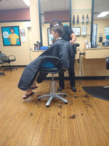 Hair Salon «SmartStyle Hair Salon», reviews and photos, 33501 S Dixie Hwy, Florida City, FL 33034, USA