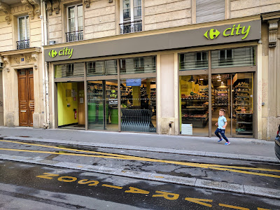 Carrefour City à Paris