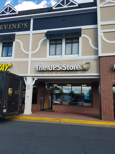 Shipping and Mailing Service «The UPS Store», reviews and photos, 2465 J-17 Centreville Rd, Herndon, VA 20171, USA