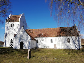 Aunsø Gamle Kirke