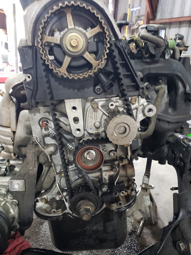 Auto Repair Shop «R & E Auto Repair & 911 auto Windshield», reviews and photos, 930 Rayford Rd, Spring, TX 77386, USA