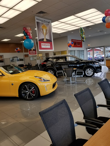Nissan Dealer «Al Piemonte Nissan», reviews and photos, 1600 W North Ave, Melrose Park, IL 60160, USA
