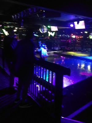 The Wave Nightclub on Colley - photo 45