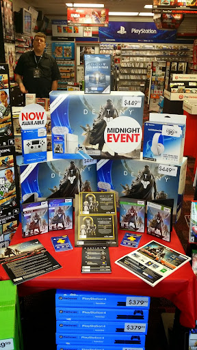 Video Game Store «GameStop», reviews and photos, 8256 Commonwealth Dr, Eden Prairie, MN 55344, USA