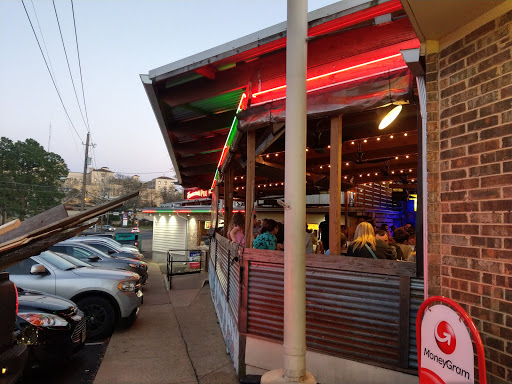 Barbecue Restaurant «Stanley’s Famous Pit Bar-B-Q», reviews and photos, 525 S Beckham Ave, Tyler, TX 75702, USA