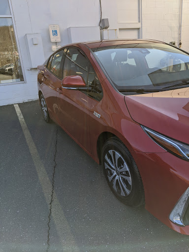 Car Dealer «Greentree Toyota», reviews and photos, 87 Federal Rd, Danbury, CT 06811, USA