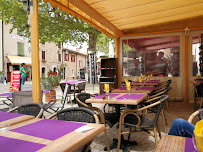 Atmosphère du Restaurant français Le Rive Gauche à Aiguines - n°7