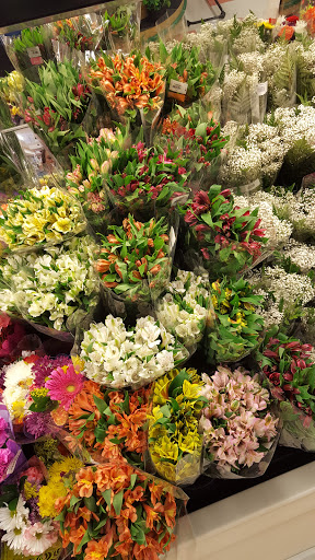 Supermarket «Market Basket», reviews and photos, 700 Essex St, Lawrence, MA 01841, USA