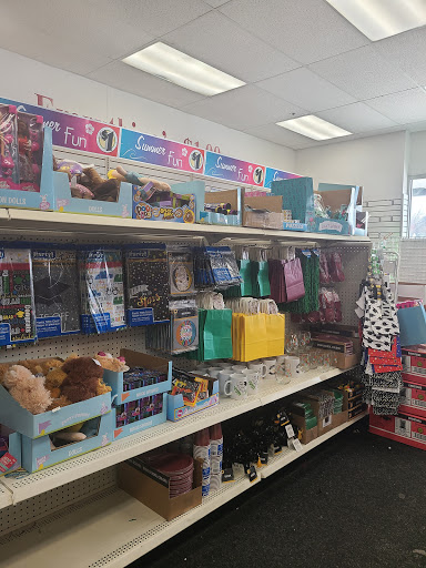 Dollar Store «Dollar Tree», reviews and photos, 682 Downingtown Pike, West Chester, PA 19380, USA