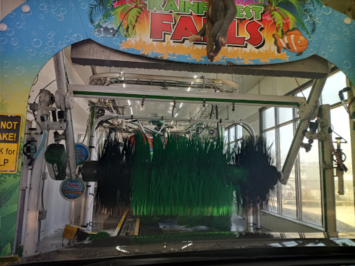 Car Wash «The Rainforest Car Wash», reviews and photos, 2888 Mayfield Rd, Cleveland Heights, OH 44118, USA
