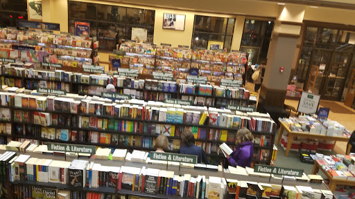 Book Store «Barnes & Noble», reviews and photos, 98 Middlesex Turnpike, Burlington, MA 01803, USA