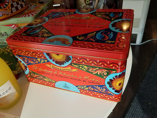 Gourmet Grocery Store «Cipollina Gourmet Italian Market», reviews and photos, 116-09 Queens Blvd, Forest Hills, NY 11375, USA