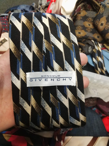 Thrift Store «Hope Thrift Store», reviews and photos, 42665 US-27, Davenport, FL 33837, USA