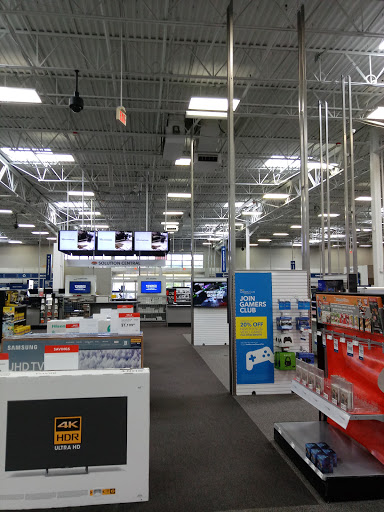 Electronics Store «Best Buy», reviews and photos, 20914 N Frederick Rd, Germantown, MD 20876, USA