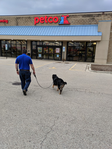 Pet Supply Store «Petco Animal Supplies», reviews and photos, 403 N 8th St, West Dundee, IL 60118, USA