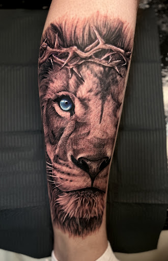 Explore men back tattoo ideas, creative tattoo ideas in Destin, available at Destin Tattoo Company