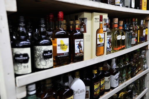 Liquor Store «Peachtree Package Store», reviews and photos, 300 Peachtree St NE # Cs1, Atlanta, GA 30308, USA