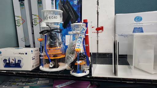 Pet Supply Store «Seascape Aquarium & Pet Center», reviews and photos, 2162 Gulf Gate Dr, Sarasota, FL 34231, USA