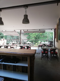 Atmosphère du Restaurant français Restaurant l'Alambic à L'Isle-sur-la-Sorgue - n°16