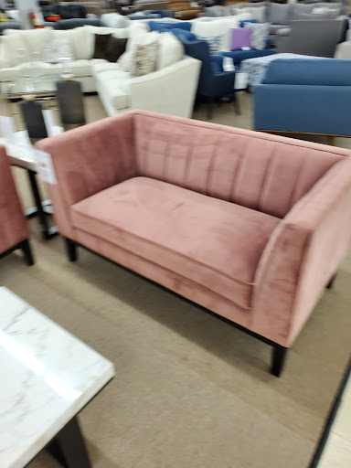 Furniture Store «BT Furnishings», reviews and photos, 1300 Custer Rd, Plano, TX 75075, USA