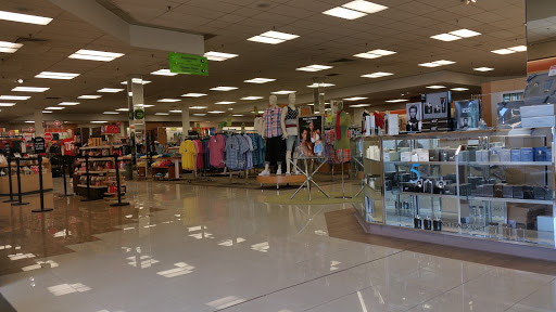 Department Store «Bon-Ton», reviews and photos, 751 N West End Blvd, Quakertown, PA 18951, USA