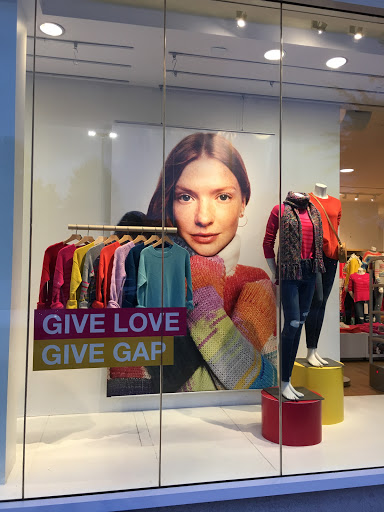 Clothing Store «Gap», reviews and photos, 3625 Dallas Hwy, Marietta, GA 30064, USA