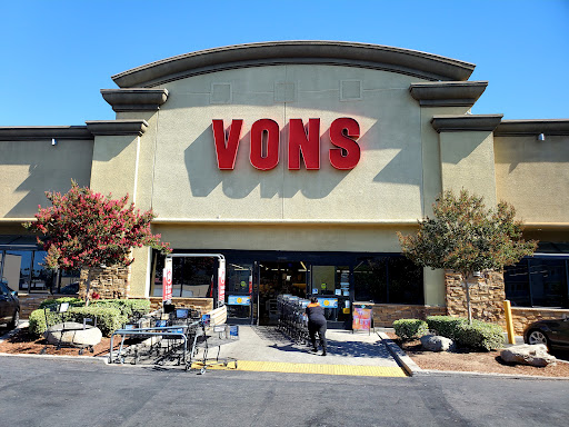 Grocery Store «Vons», reviews and photos, 311 W Los Feliz Rd, Glendale, CA 91204, USA