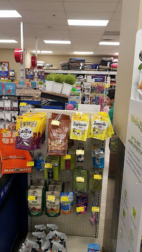 Pet Supply Store «PetSmart», reviews and photos, 2 Brick Plaza, Brick, NJ 08723, USA