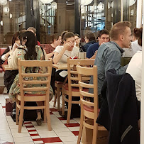 Atmosphère du Restaurant de nouilles (ramen) Ippudo Louvre à Paris - n°12