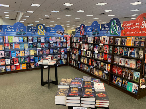 Book Store «Barnes & Noble», reviews and photos, 14347 W Colfax Ave, Golden, CO 80401, USA