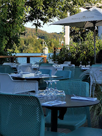 Atmosphère du Restaurant Les Planches à Albigny-sur-Saône - n°18
