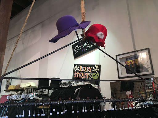 Boutique «Vintage Alley», reviews and photos, 1037 B St, Hayward, CA 94541, USA